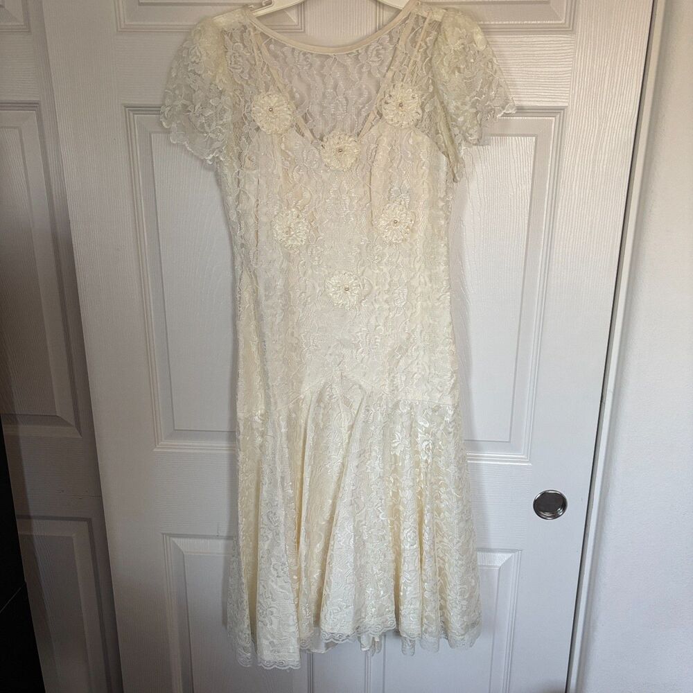 HW Collections: Vintage Ivory Lace Short Sleeve Midi Dress Formal Wedding Size 6